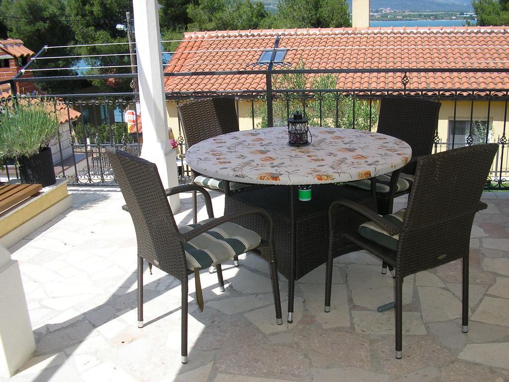Apartments Viki Trogir Zewnętrze zdjęcie