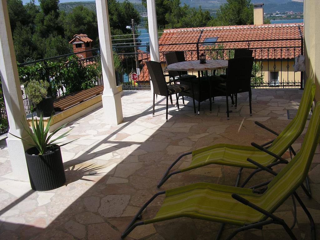 Apartments Viki Trogir Zewnętrze zdjęcie