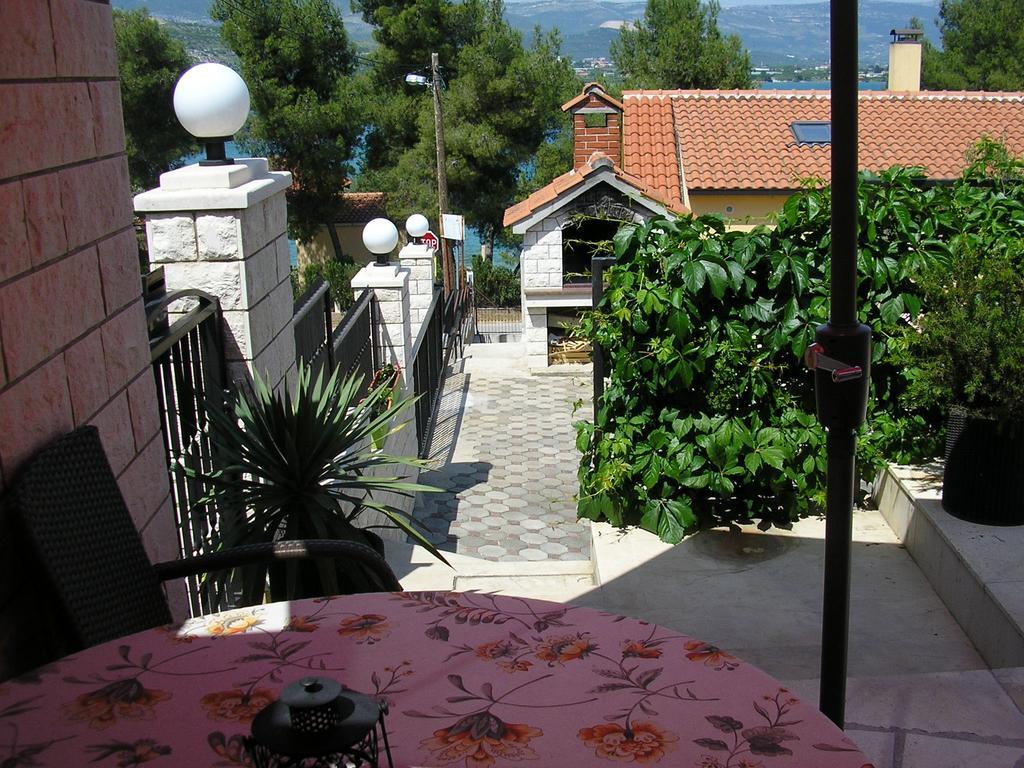 Apartments Viki Trogir Zewnętrze zdjęcie