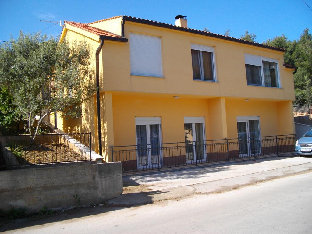 Apartments Viki Trogir Zewnętrze zdjęcie