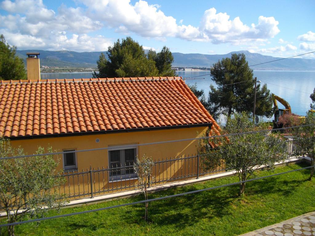Apartments Viki Trogir Zewnętrze zdjęcie
