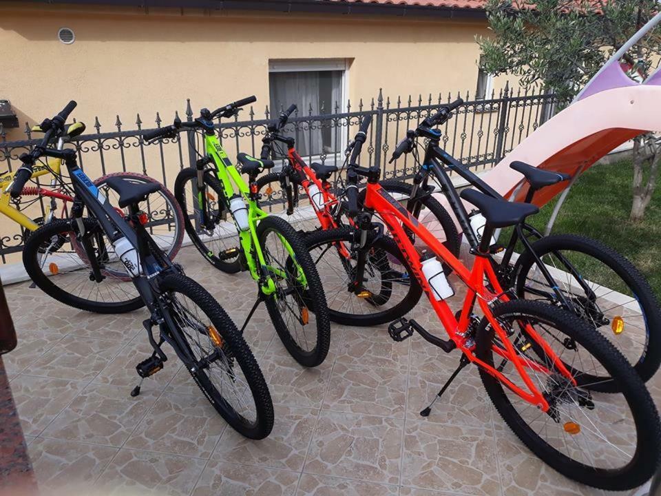 Apartments Viki Trogir Zewnętrze zdjęcie