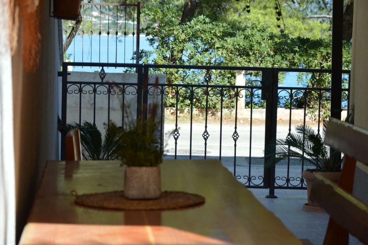 Apartments Viki Trogir Zewnętrze zdjęcie
