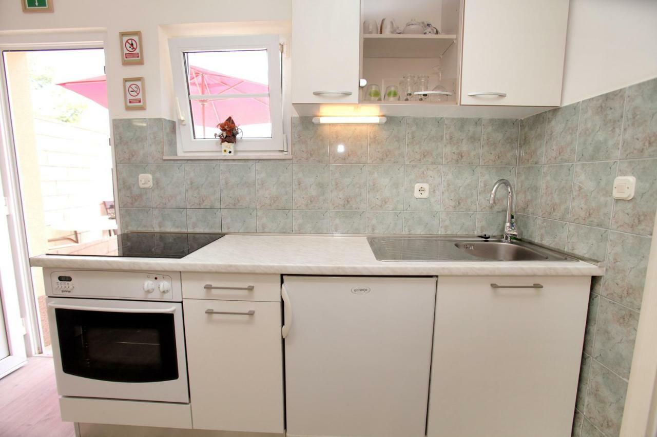 Apartments Viki Trogir Zewnętrze zdjęcie